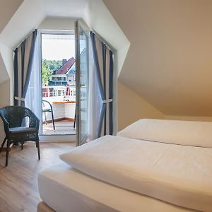 Comfort Zimmer mit Kingsize-Bett